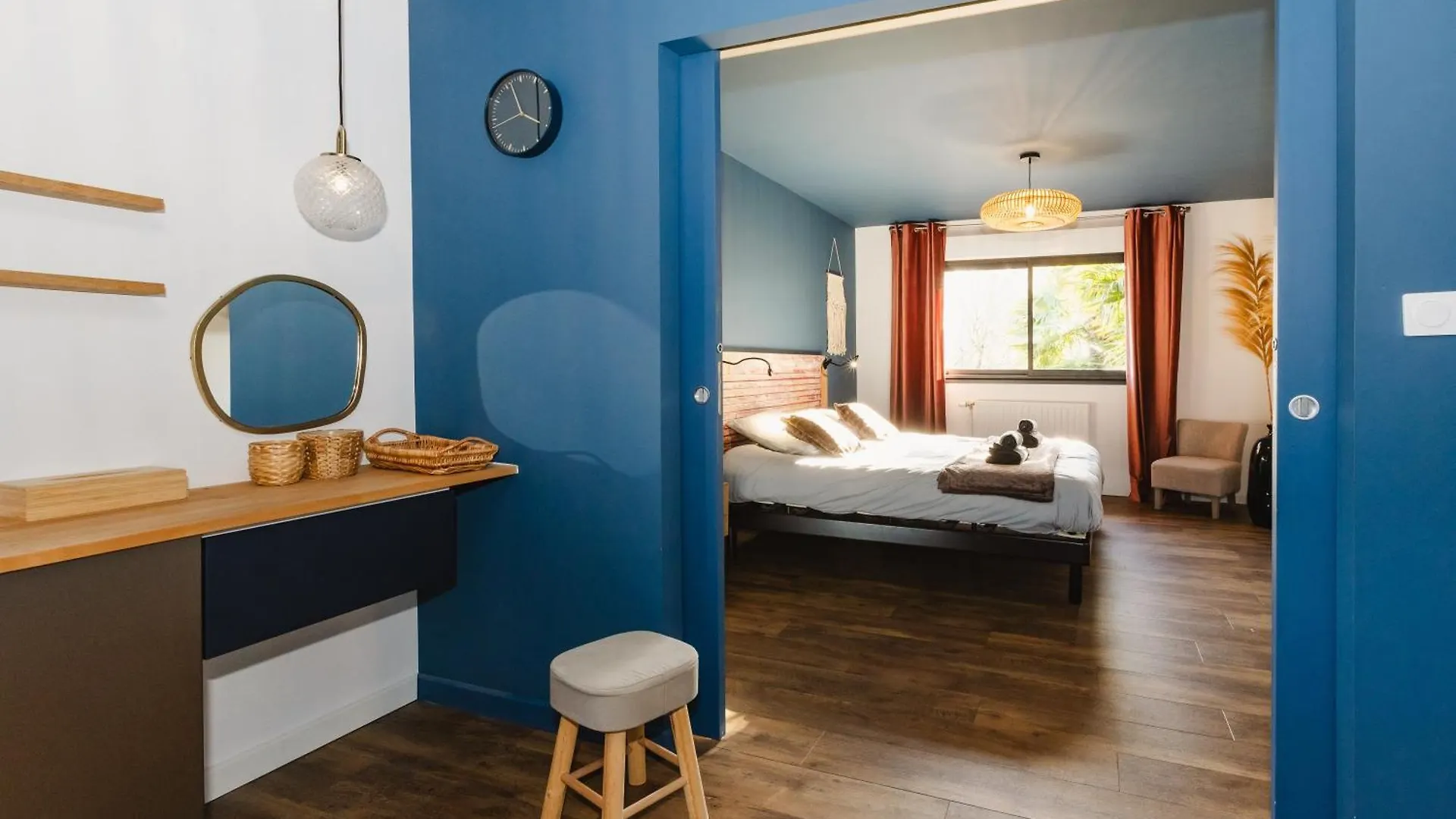 Le Loft Black Wood - Piscine Prive Et Grande Terrasse A 20 Min De Rennes Pace  0*, Pace (Ille-et-Vilaine) France