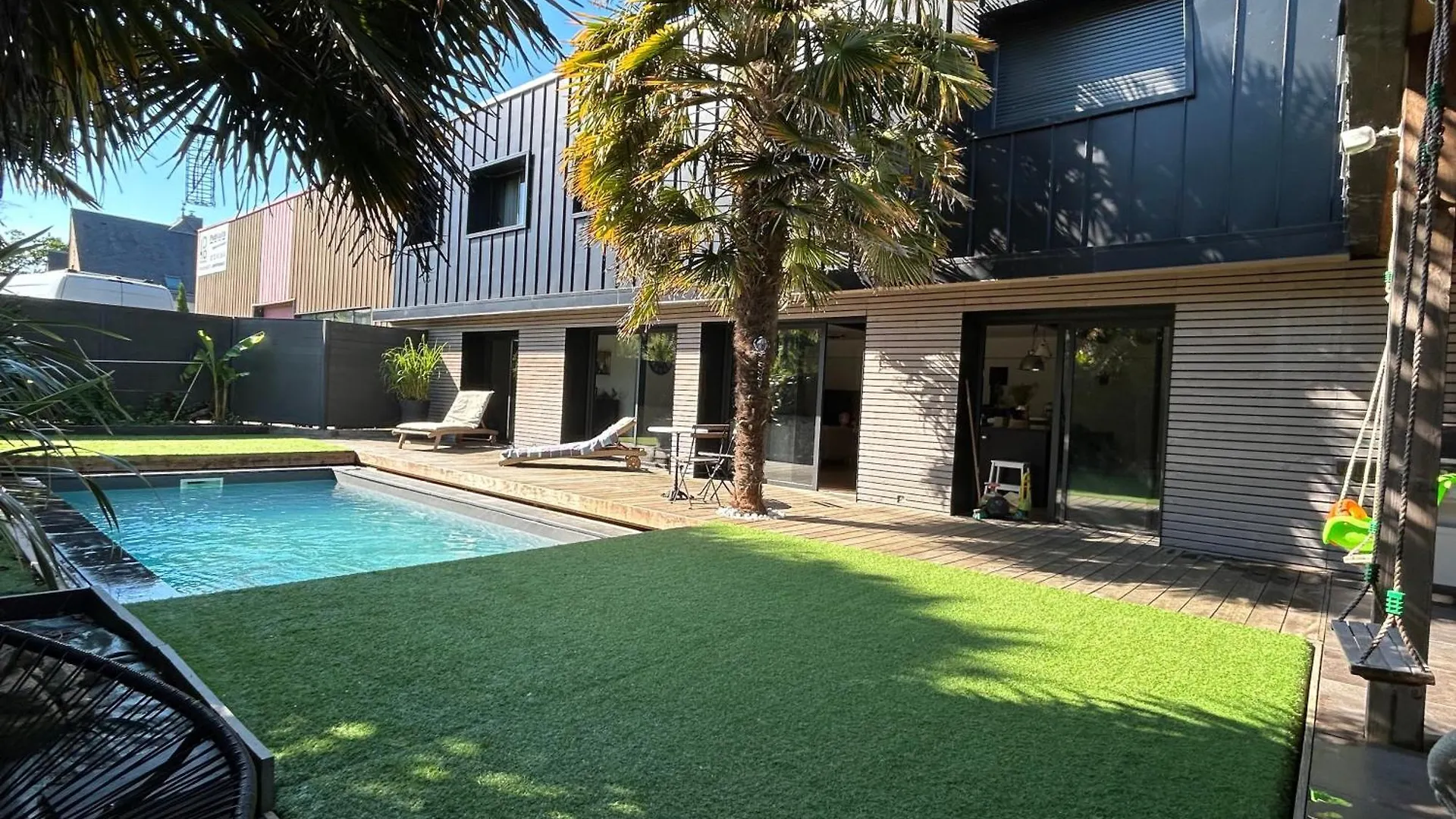 Holiday home Le Loft Black Wood - Piscine Prive Et Grande Terrasse A 20 Min De Rennes Pace