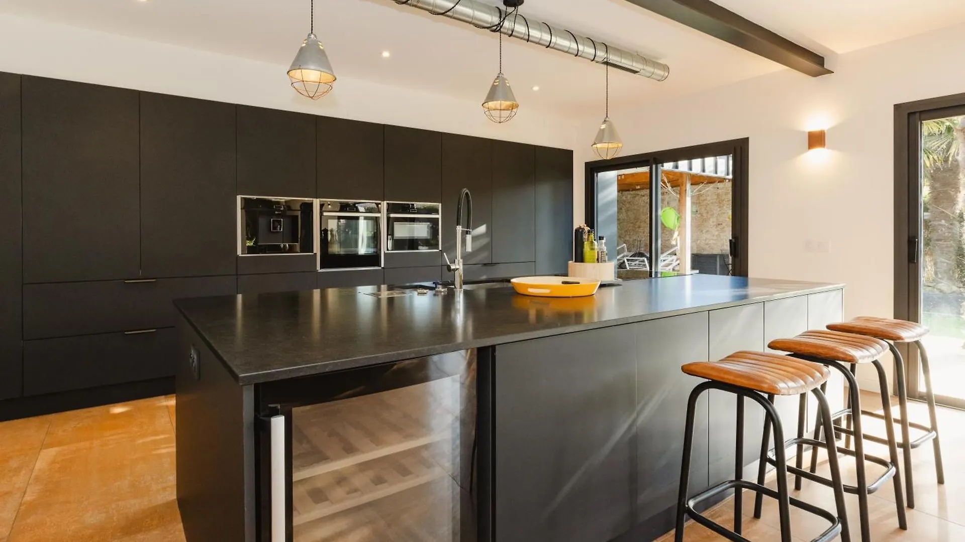 Le Loft Black Wood - Piscine Prive Et Grande Terrasse A 20 Min De Rennes Pacé